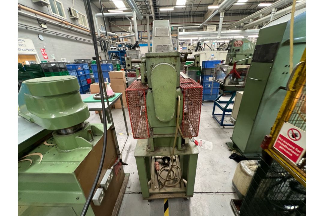 Hare Mechanical Sheet Metal Notcher - No Reserve - Image 8 of 10