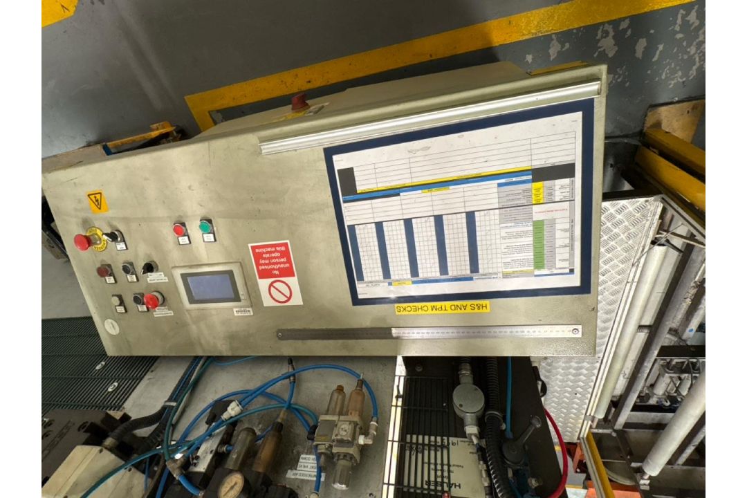 Hauser Slitting Machine - No Reserve - Image 9 of 16
