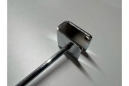 8 x Boxes of 40 Chrome Prongs No Reserve