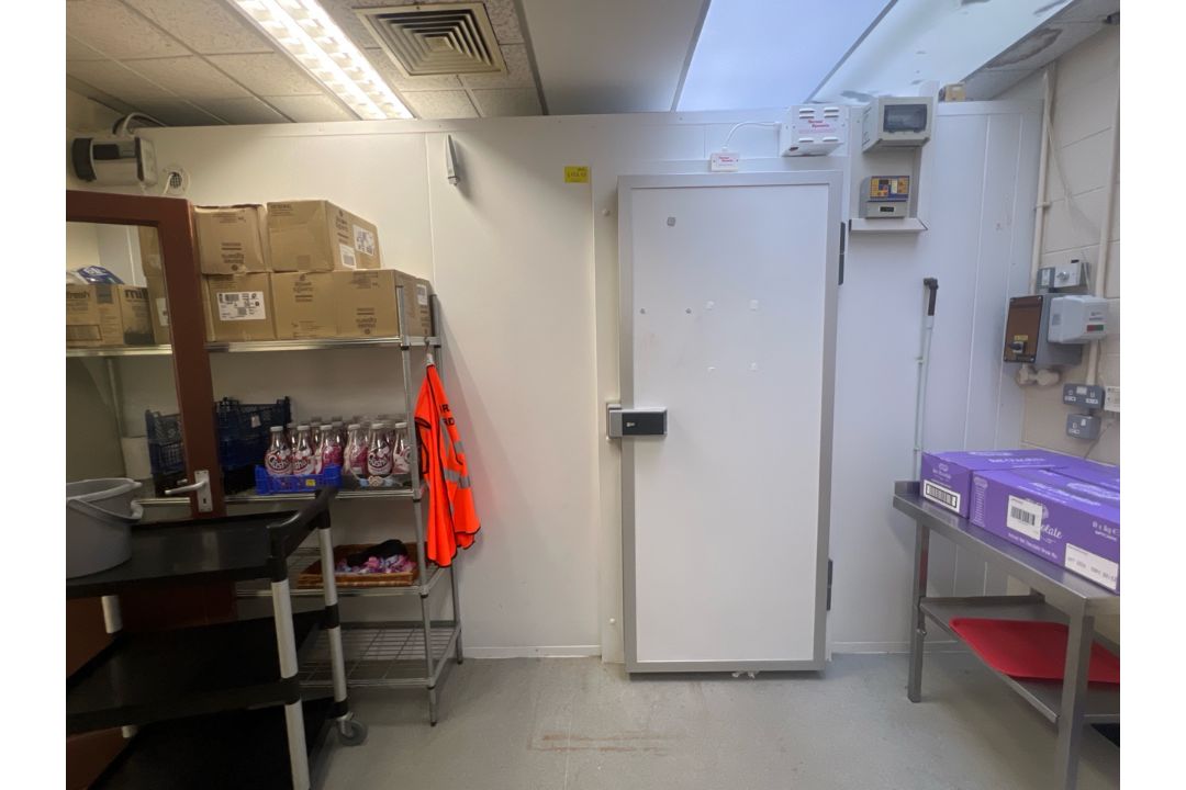 Commercial Grade Walk in Freezer - Image 1 of 12