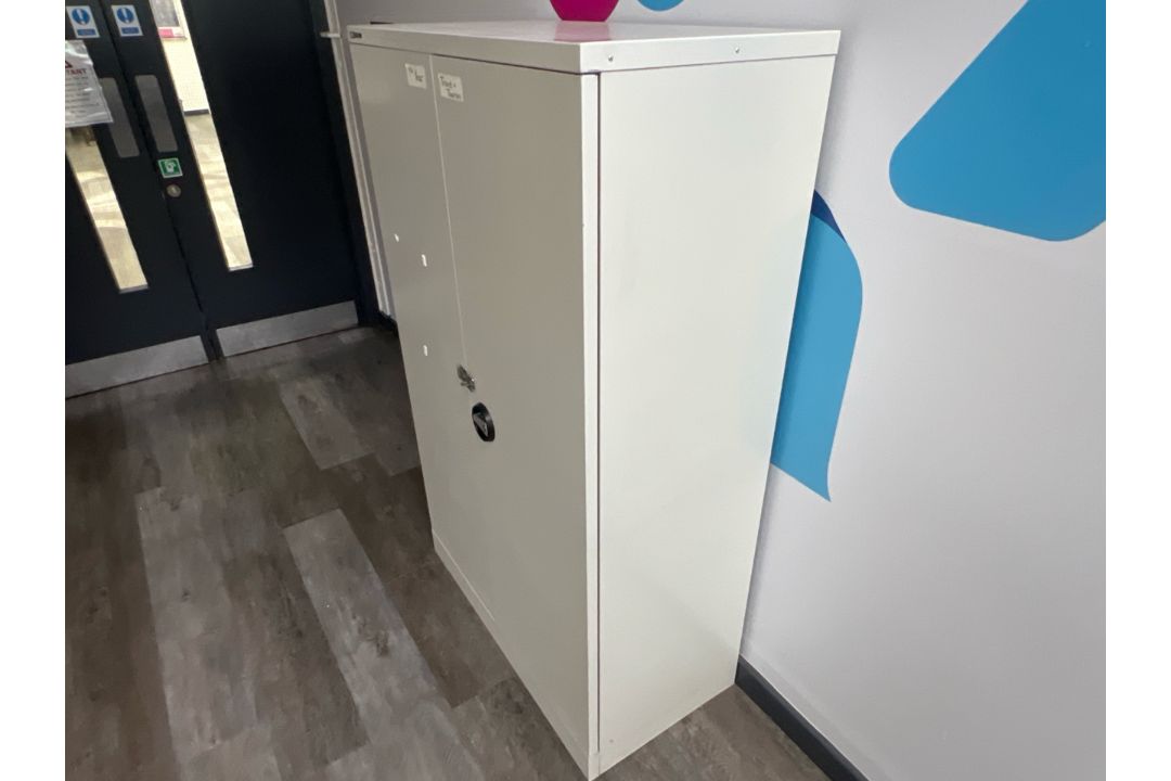 Grey Filing Cabinet - No Reserve - Image 5 of 7