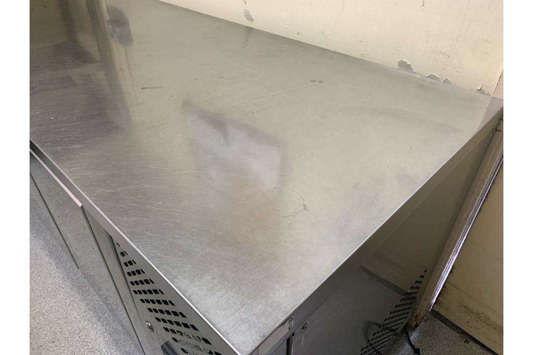 Interlevin 3 Door Under Counter Fridge - NEXT BID WINS - Image 8 of 10