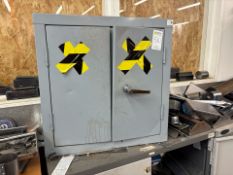 Small Metal Cabinet - No Reserve