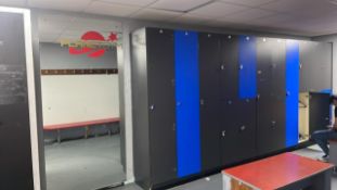 Bank Of 11 Lockers