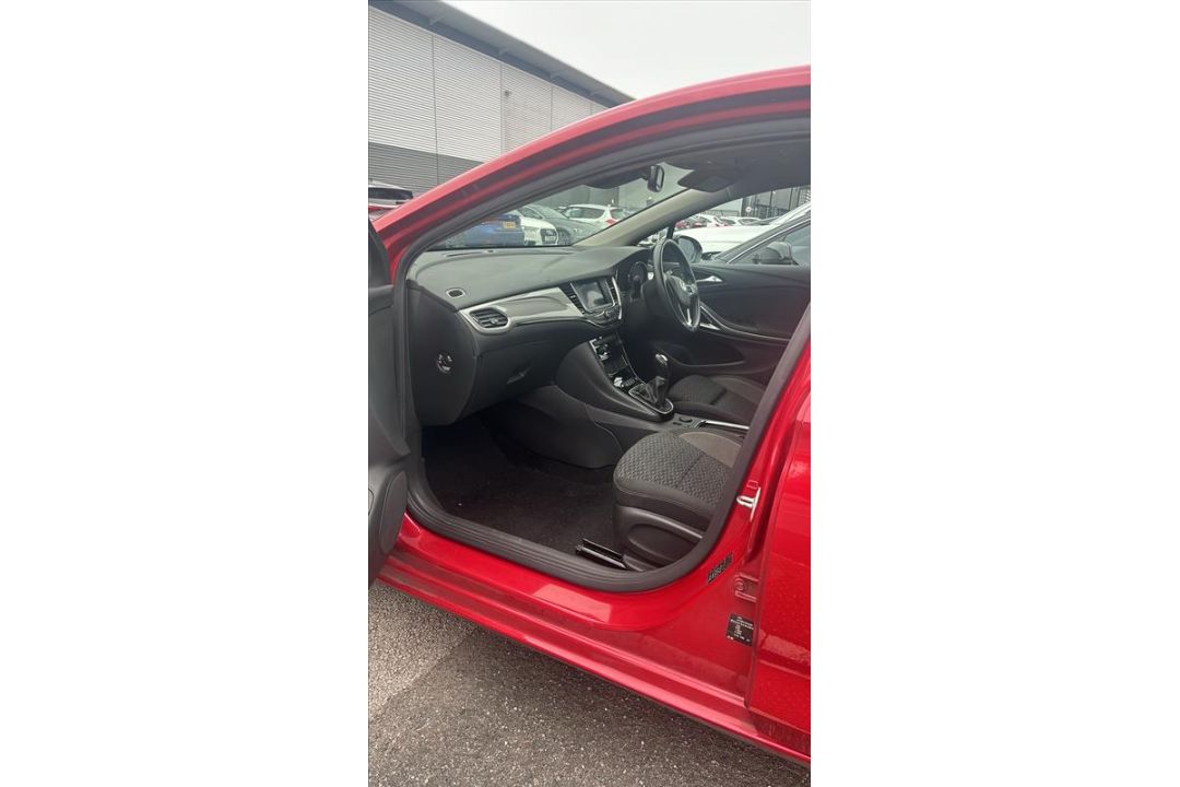 2021 Vauxhall Astra 1.2 Turbo SRi 5 Door, Direct From Frasers Group, 128,808 Miles, MOT To 27/5/26 - Image 21 of 24
