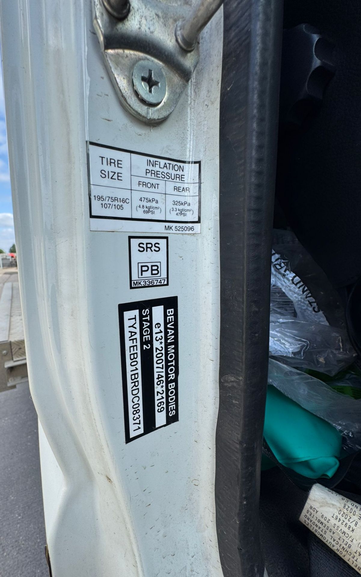 2021 Mitsubishi Canter Fuso 3C13, 62895 Miles, With Rapide Tanker, Battoni 2000 Pump & Honda Engine - Image 7 of 19