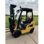 2011 Caterpillar 2 Tonne Gas Forklift, Container Spec, Triple Mast