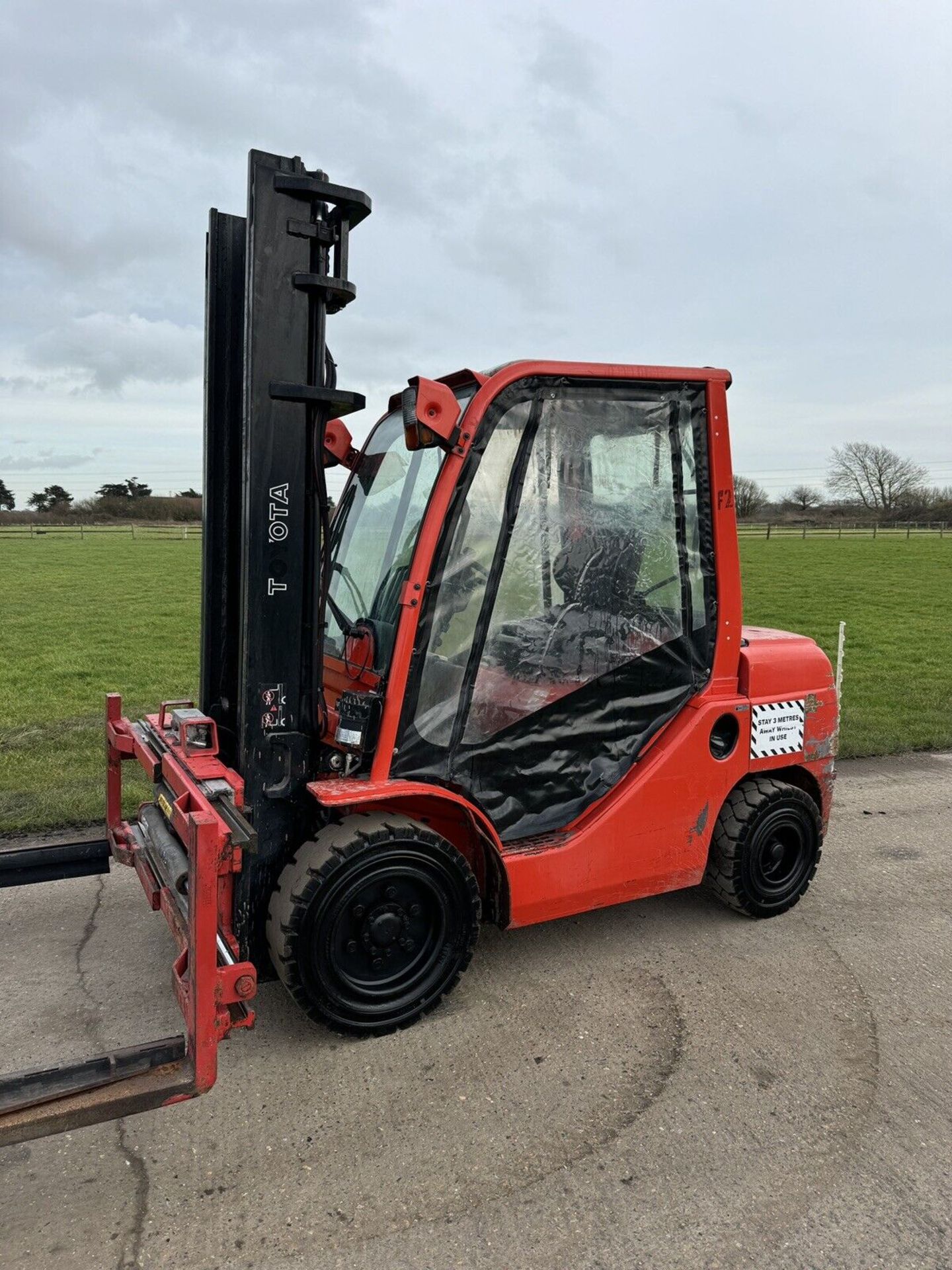2008 Toyota 3 Tonne Diesel Forklift With Brick Clamp Fork Positioner & Side Shift, 4723 Hours - Image 2 of 6