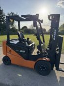 Doosan 3.5 Tonne Electric Forklift, Demo Truck ONLY 11 HOURS!!, Container Spec, Charger Included