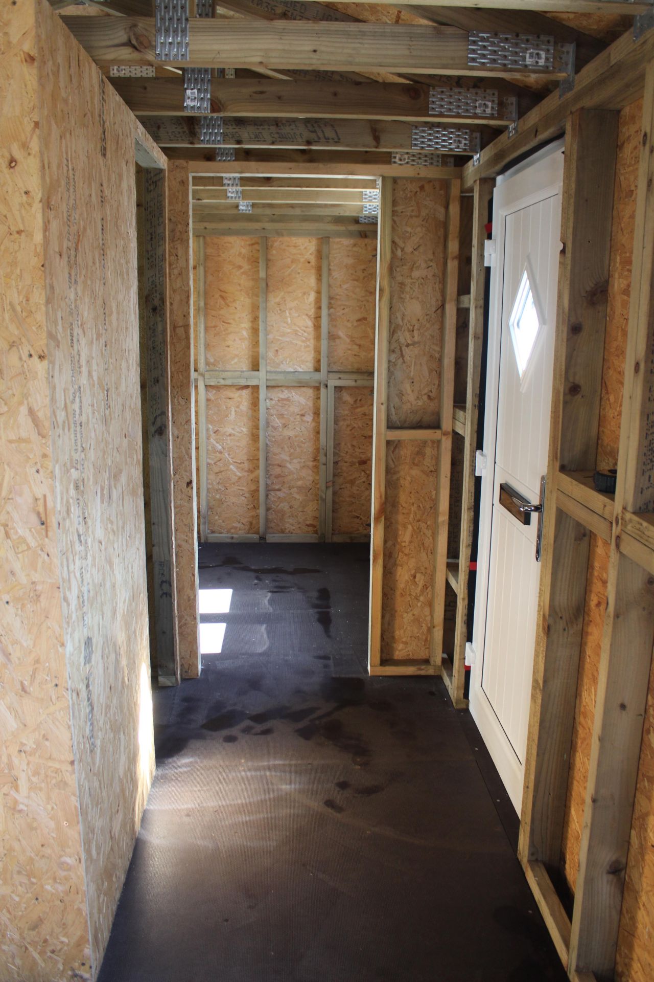 Shepherds Hut - Buyer's Premium 10% - Image 9 of 11