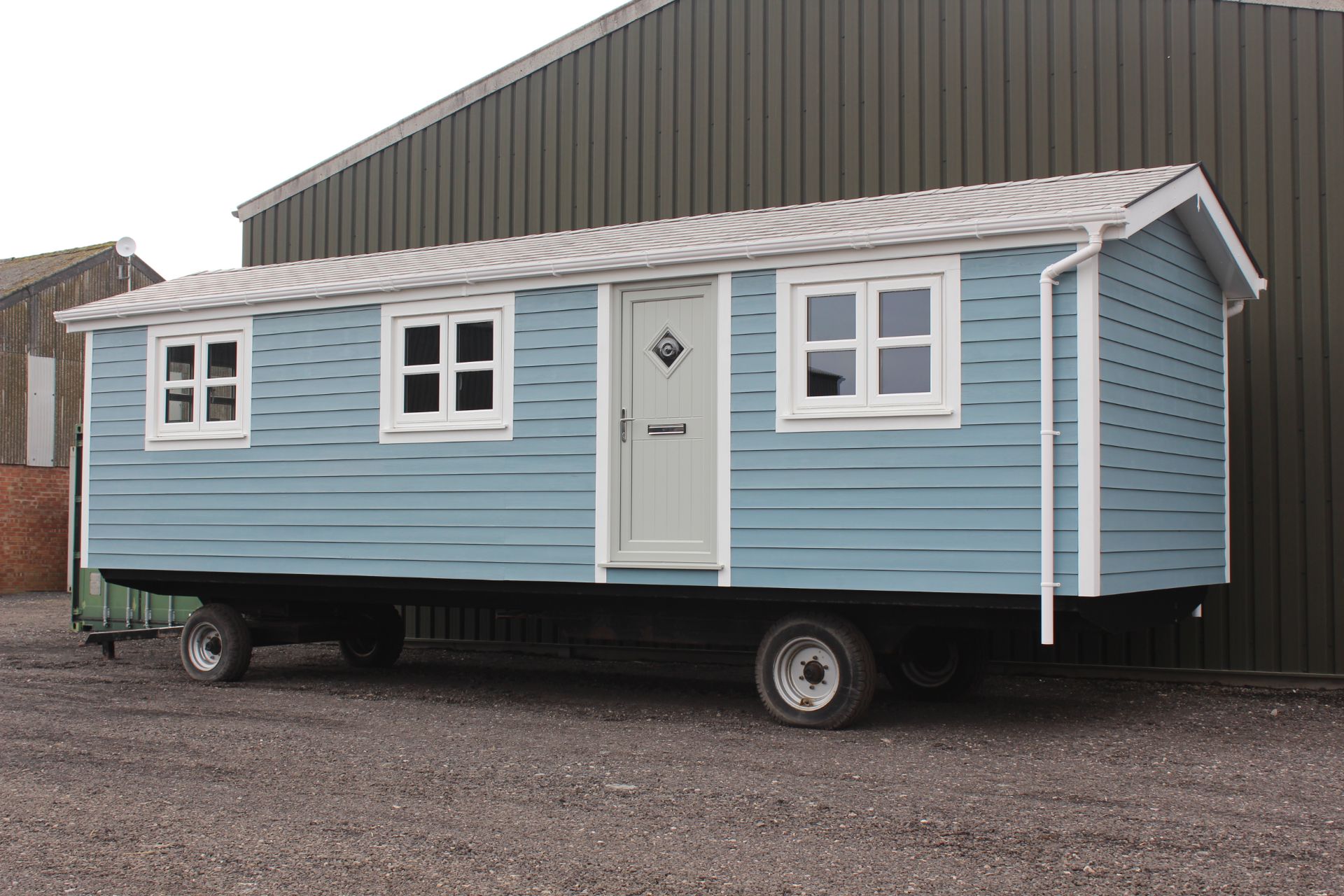 Shepherds Hut - Buyer's Premium 10% - Image 2 of 11
