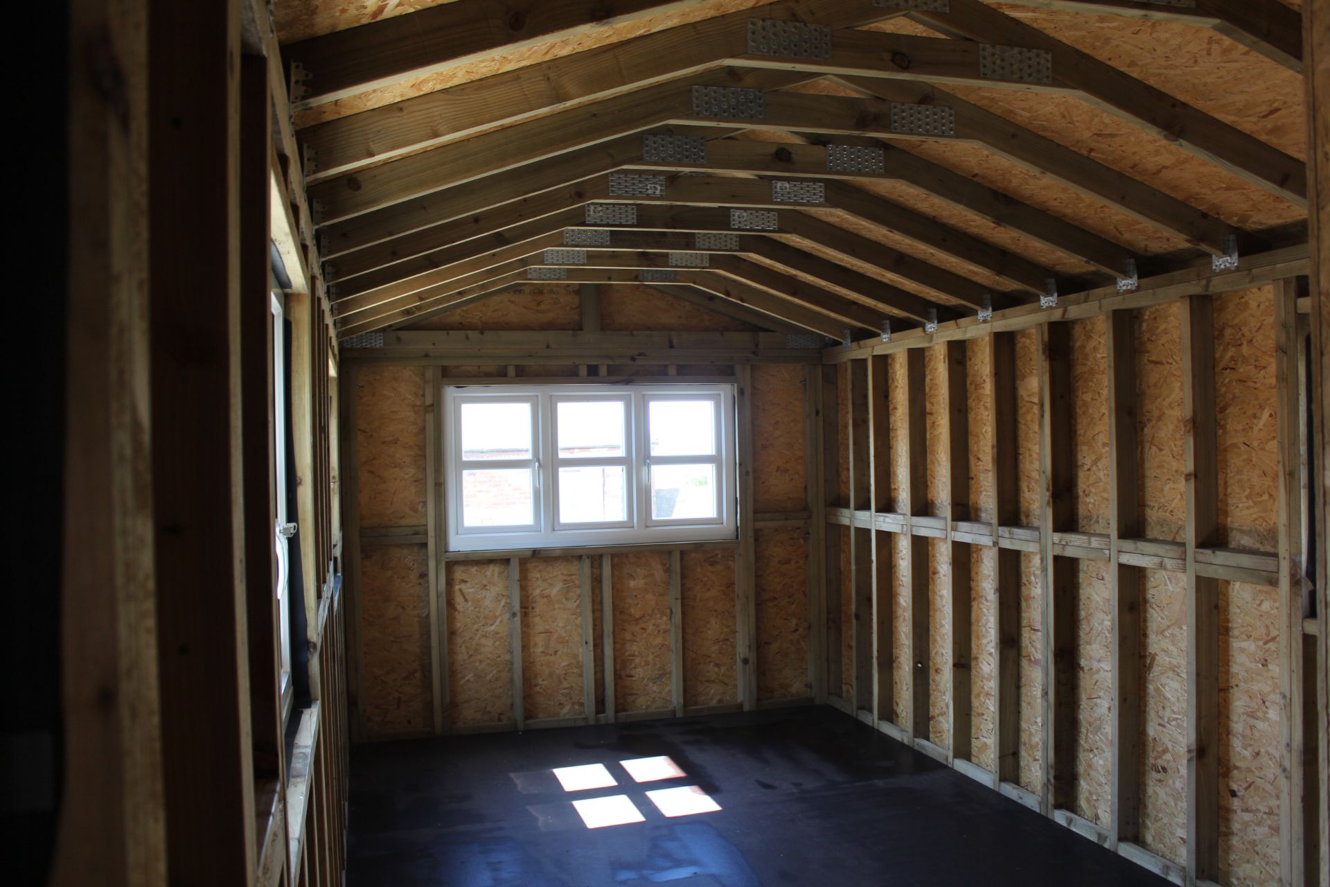 Shepherds Hut - Buyer's Premium 10% - Image 7 of 11