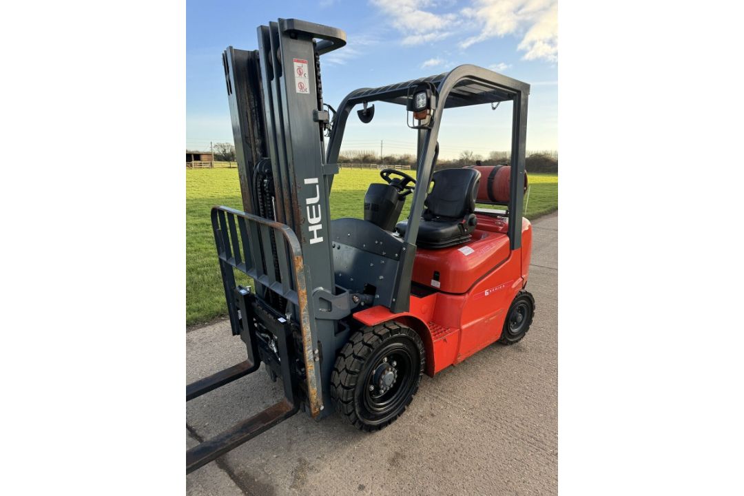 2019 Heli 2 Tonne Gas Forklift, Container Spec, 2945 Hours - Image 2 of 6