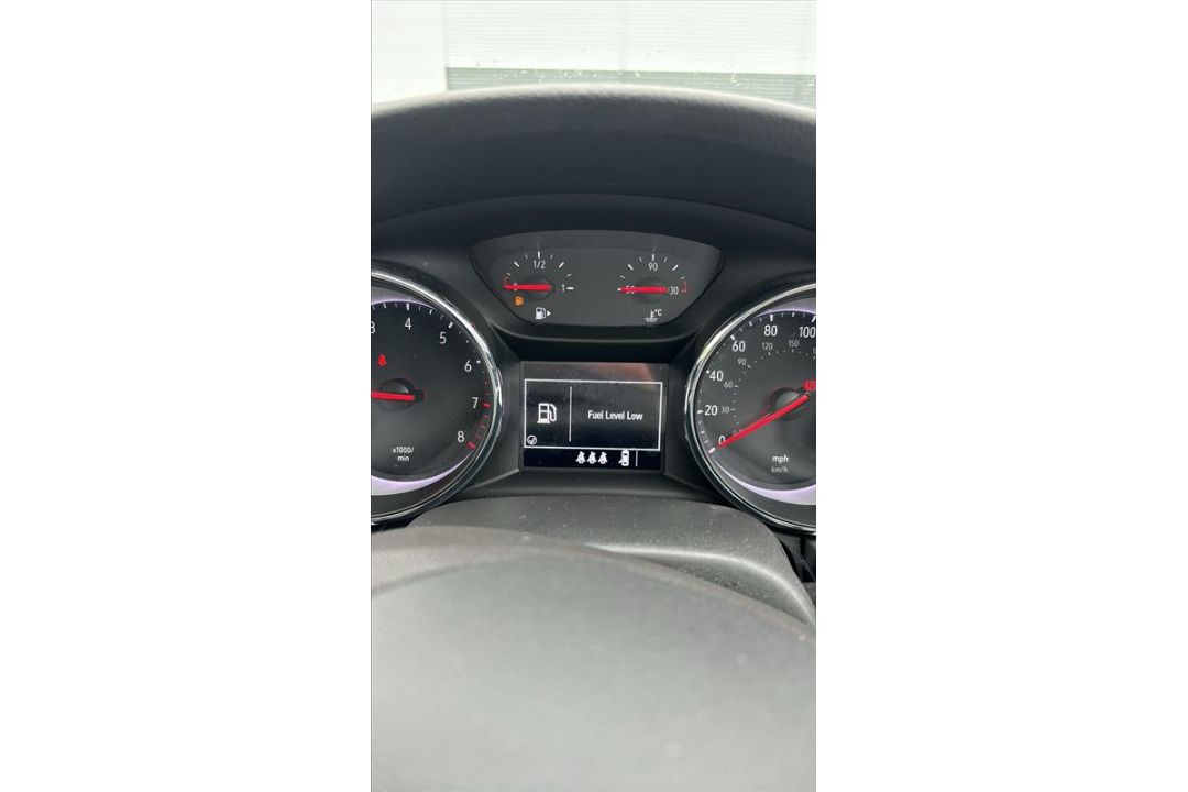 2021 Vauxhall Astra 1.2 Turbo SRi 5 Door, Direct From Frasers Group, 128,808 Miles, MOT To 27/5/26 - Image 11 of 24