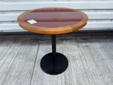 Round Table, No Reserve