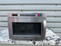 Winia Commercial Microwave Oven, No Reserve