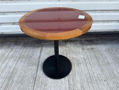 Round Table, No Reserve