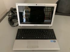 Samsung Laptop- No Reserve