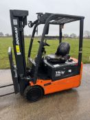 2013 Doosan 1.5 Tonne Electric Forklift, Container Spec, Triple Mast With Side Shift Container Spec