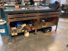 Metal Work Bench with Vice - No Reserve