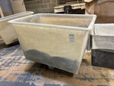 Mobile Plastic Tub - No Reserve
