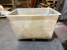 Mobile Plastic Tub - No Reserve