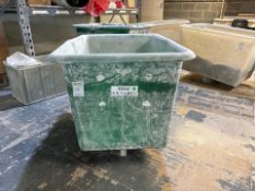 Mobile Plastic Tub - No Reserve