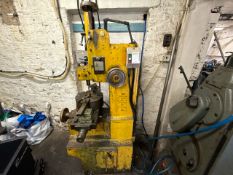 URPE M200 Slotting Machine