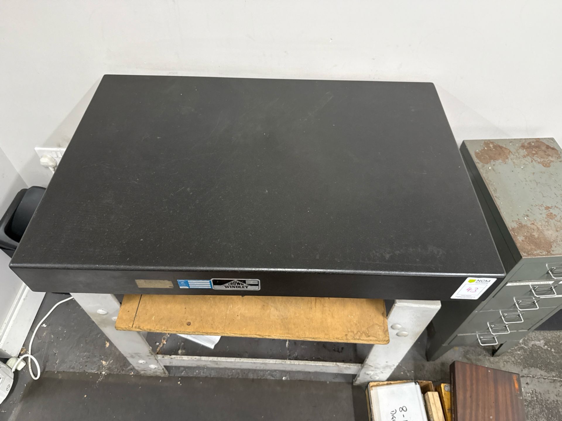 Crown Windley Granite Inspection Bench - Image 3 of 5