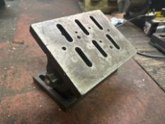 Adjustable Angled Plate