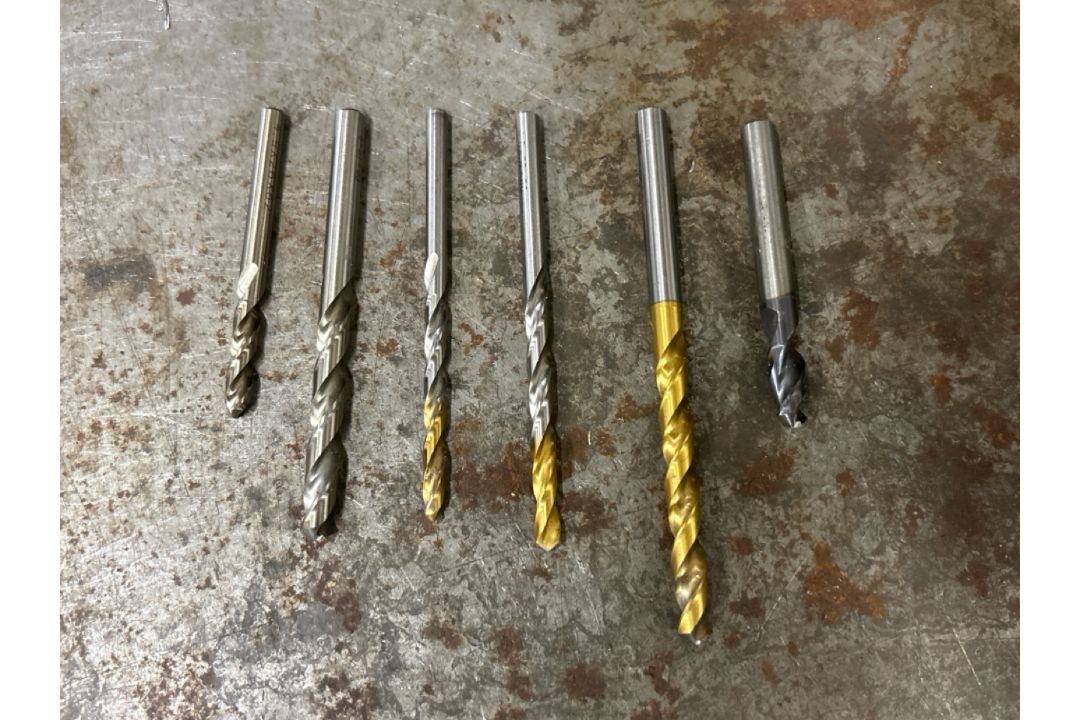Box Of Assorted Machine Drill Bits 4-8 Incraments Of .1 - Image 3 of 4