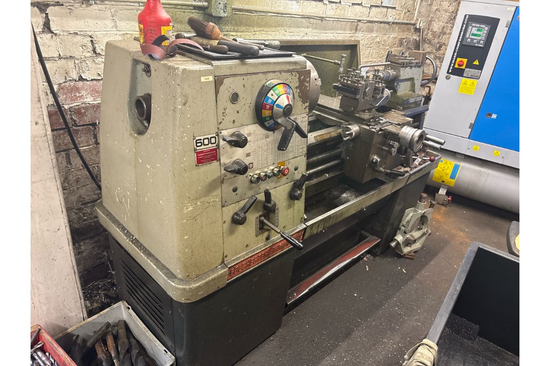 Colchester Triumph 2000 Lathe - Image 1 of 17