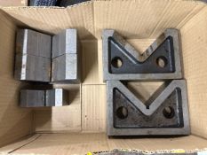 2 Pairs Of V-Block Sets