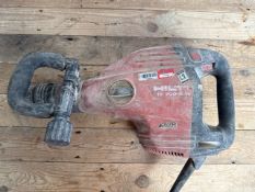 Hilti TE 700-AVR Demolition Hammer Drill 110V 7.9KG