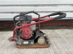 BELLE PCLX 320 PLATE COMPACTOR 320mm PETROL 62kg