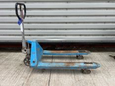 Pallet Truck Wide 2.5 Tonne SWL 1150 X 685MM