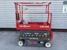 Skyjack SJ3219 5.8M (19FT) Scissor Lift 227KG Capacity