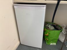Igenix Undercounter Fridge - No Reserve
