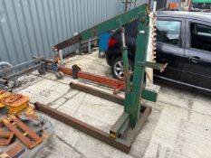 Manual Hydraulic Crane 1 T- No Reserve