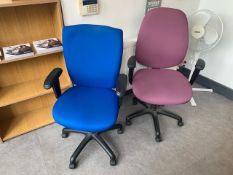 4 Assorted Felt Office Chairs - No Reserve