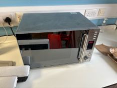 Kenwood Mirrored Microwave- No Reserve