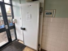 Walk In Fridge-No Reserve