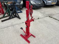 Clarke Hydraulic Coil Spring Compressor- No Reserve