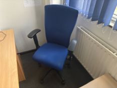 7 Assorted Wheeled Office Chairs - No Reserve