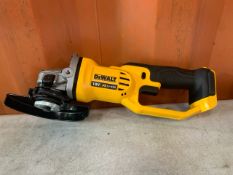 DeWalt DCK692M3 Drivers And Grinder