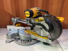 DeWalt DWS727 Double Bevel Sliding Compound Miter Saw