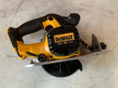 DeWalt DCK691M3 Circular Saw And Torch