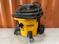 DeWalt DWV902M 38L Dust Extractor