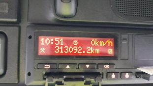 2019 (MV69 JGU) DAF LF180 7.5T De-mount Box (313,092 km's)