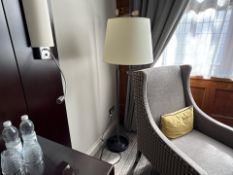 Floor Lamp - No Reserve